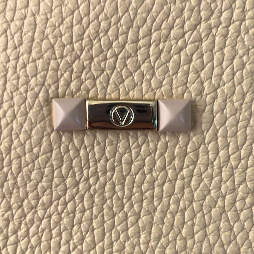 Brand New Valentino Luisa Rock Leather Chain Shoulder Bag Creamy Mousse Studded - Picture 8 of 16
